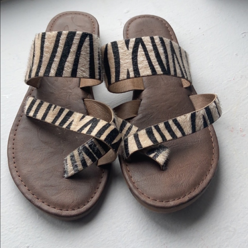 Sandals - Picture 4 of 7